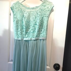 David’s Bridal Mint Lace Bridesmaid Dress